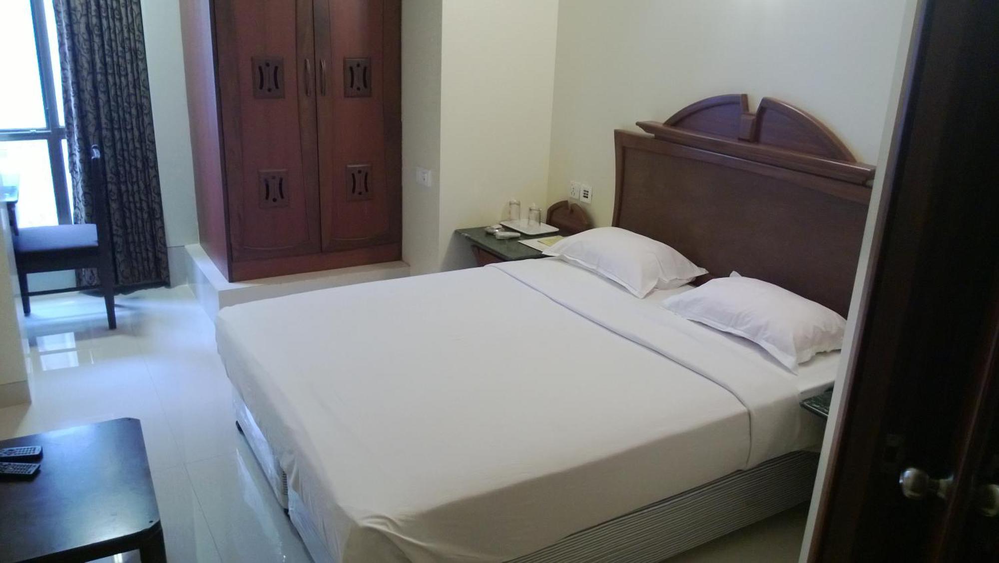 Strand Hotel, Colaba - A Seafront Property — Fotos 2